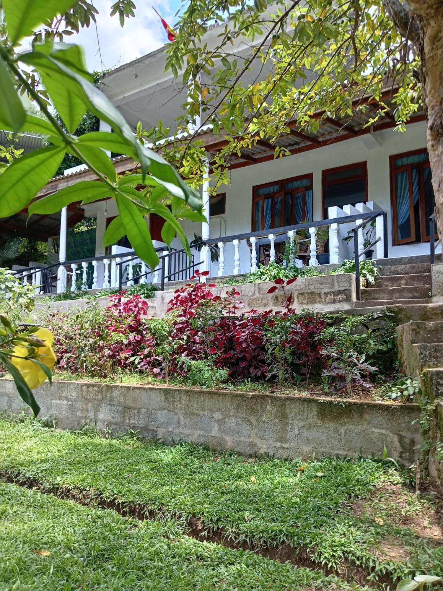 Soorya Inn Ella Exterior photo